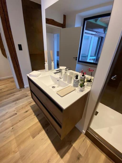 Apartment New 5min To Little Venice
